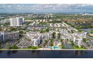 808 Ne 27th Ave 808, Hallandale Beach