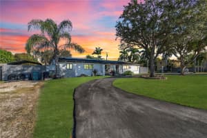 17255 Sw 299th St, Homestead