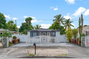 864 E 29th St, Hialeah 864 E 29th St, Hialeah