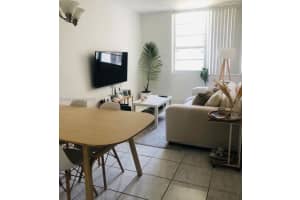 100 Lincoln Rd 524, Miami Beach