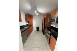 18800 Ne 29th Ave 1027, Aventura