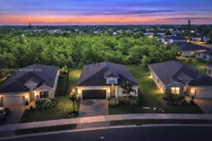 2099 Ne Cedar St, Jensen Beach