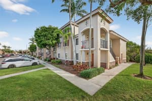 22901 Sw 88th Pl 105, Cutler Bay