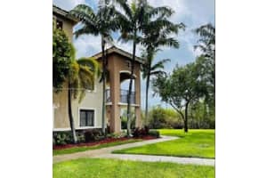 22901 Sw 88th Pl 106, Cutler Bay