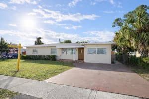 6614 Sw 20th St, Miramar