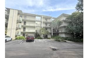 8951 N New River Canal Rd 2d, Plantation 8951 N New River Canal Rd 2d, Plantation