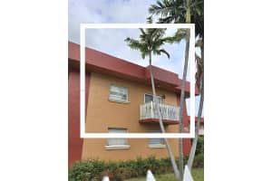 1265 W 24th St 201, Hialeah