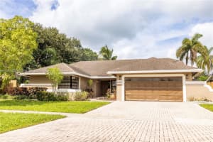 8775 Sw 57th St, Cooper City
