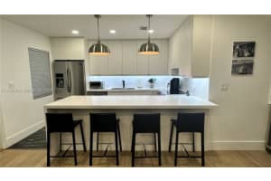 1451 N 12th Ct 11b, Hollywood