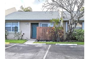 842 Banks Rd, Coconut Creek