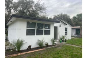 2850 Nw 7th St, Fort Lauderdale