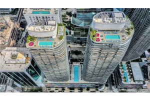 55 Sw 9th St 1608, Miami