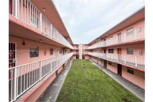 19761 Sw 114th Ave 338, Miami