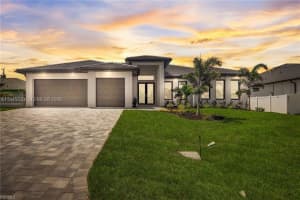 2406 Sw 54th Ln, Cape Coral