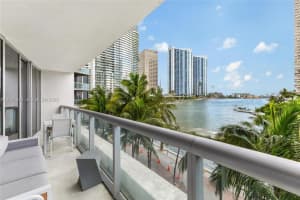 465 Brickell Ave 417, Miami