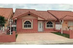 5841 W 21st Ct, Hialeah
