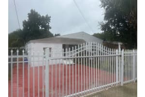 410 Nw 98th St, Miami