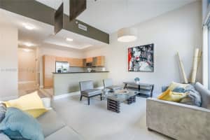 140 S Dixie Hwy Th101, Hollywood 140 S Dixie Hwy Th101, Hollywood