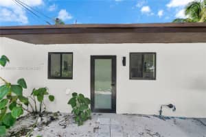 3040 Nw 93rd D, Miami