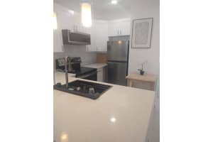 600 Layne Blvd 122, Hallandale Beach