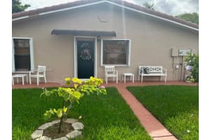 1045 Sw 122nd Ct, Miami