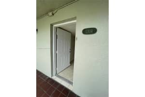 10090 Nw 80th Ct 1304, Hialeah Gardens