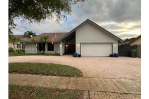 10140 Nw 21st Ct, Pembroke Pines