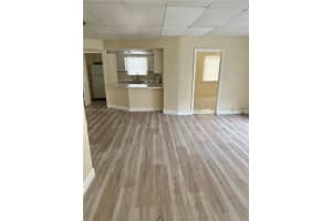 9390 E Bay Harbor Dr 10, Bay Harbor Islands