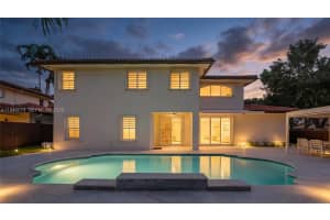 15632 Nw 79th Ct, Miami Lakes