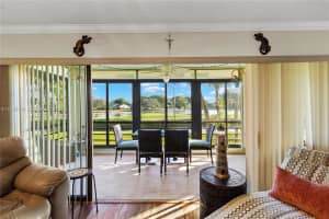 5519 Fairway Park Dr 203, Boynton Beach