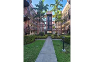 5440 W 21st 302, Hialeah