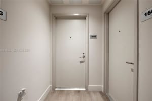 239 Sw 9th St 1604, Miami