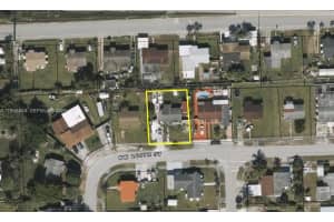 1851 Nw 166th St, Miami Gardens