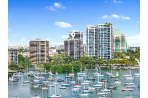 2843 S Bayshore Dr 11c, Miami