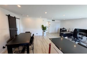16919 N Bay Rd 915, Sunny Isles Beach