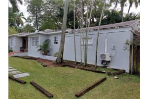 1050 Ne 82nd St 2, Miami