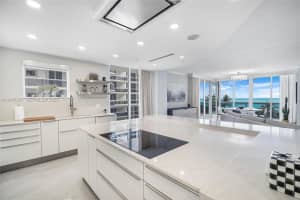 9559 Collins Avenue S4e, Surfside