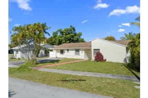 10351 Sw 164th St, Miami