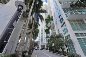 31 Se 5th St 3306, Miami