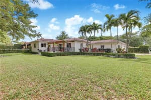 1402 Tangier St, Coral Gables