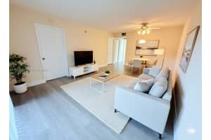 12551 Sw 16th Ct 105c, Pembroke Pines