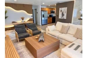 601 Nw 10th St 1, Hallandale Beach 601 Nw 10th St 1, Hallandale Beach