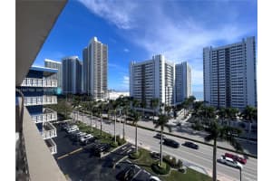 1893 S Ocean Dr 804, Hallandale Beach