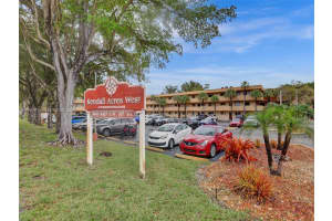 8415 Sw 107th Ave 256w, Miami