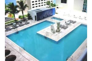 325 S Biscayne Blvd 3718, Miami