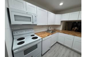 8051 S Colony Cir S 210, Tamarac