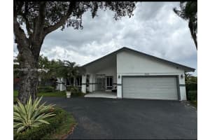 3594 Sw 69th Ave, Miramar