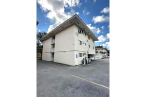 1014 Salzedo St 311, Coral Gables