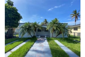 1361 Ne 110th Ter 3, Miami