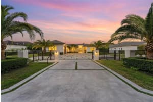 10005 Sw 66th St, Miami
